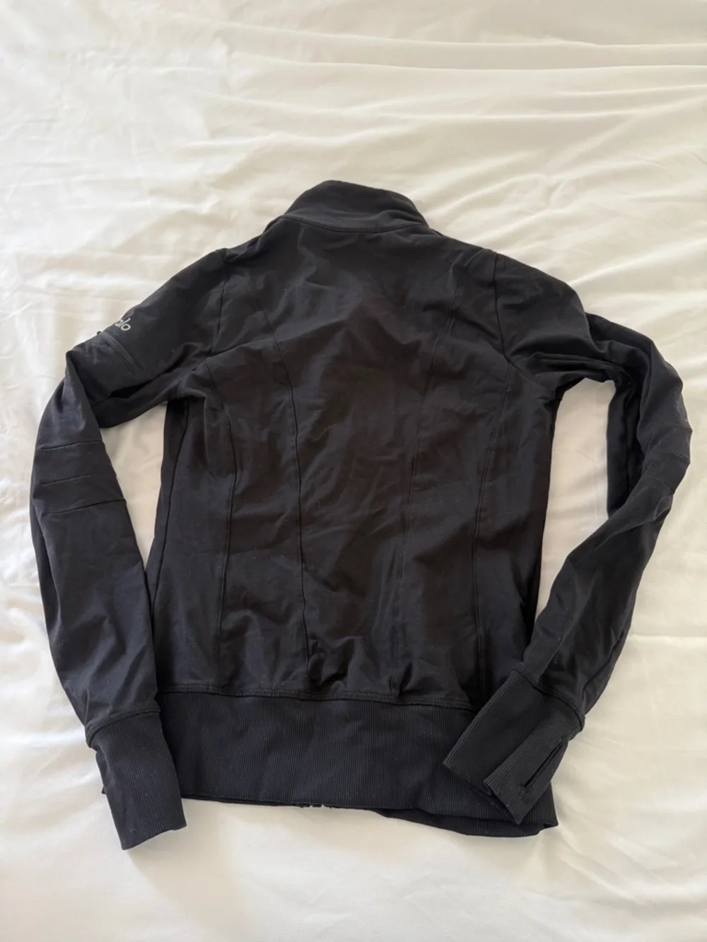Alo Contour Jacket - Picture 3 of 7